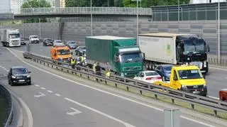 Zderzenie ciężarówki i osobowego na S8