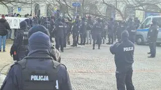 Protest pod hasłem "Dość przemocy policji"