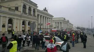 Protest przed ratuszem