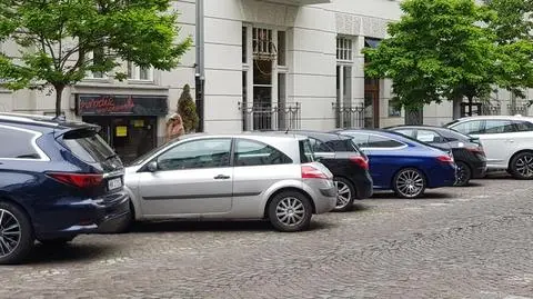 Zamiast parkingów większe ogródki 