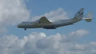 Lądowanie samolotu An-225 na Okęciu