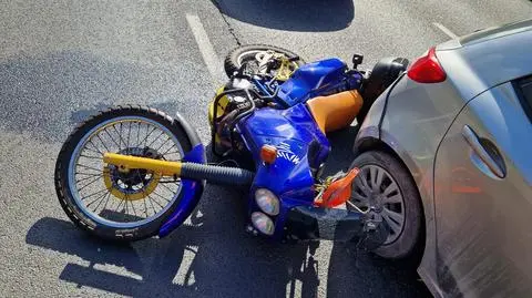 Wypadek z udziałem motocyklisty na Woli