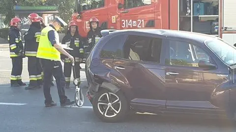 Poranne zderzenie na Mokotowie. "Kierowca pod wpływem alkoholu"