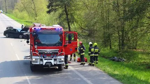 Wypadek z udziałem motocyklisty. Śmigłowiec LPR lądował na ulicy