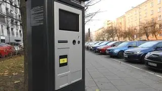 Paid parking zone on Szczesliwicka 