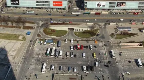 Kamery zajrzą pod plac Defilad