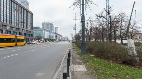 Trzy firmy chcą budować ścieżkę rowerową na Marszałkowskiej