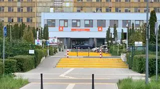 Przeprowadzają tylko operacje ratujące życie. Rzecznik o sytuacji w Narodowym Instytucie Onkologii 