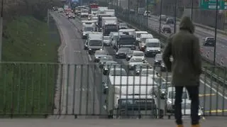 Korek na moście Grota