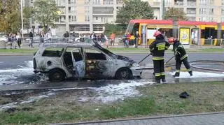 Pożar auta na rondzie Radosława