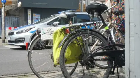 "Przejeżdżała przez przejście, potrącił ją samochód". Rowerzystka w szpitalu