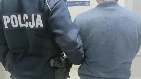 Pijany i z czteroletnim wnukiem na motorowerze. "Myślał, że uniknie zatrzymania"