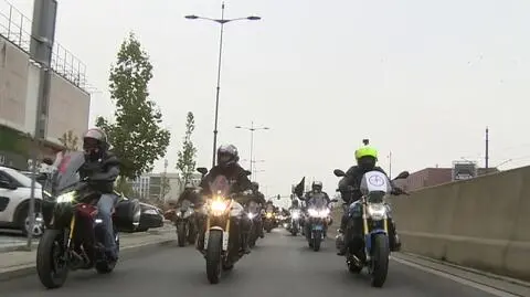Motocykliści wyjechali na ulice Łodzi, by wesprzeć protestujące kobiety