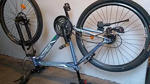 Rowerem wjechał na autostradę. "Wracał do domu, na Łotwę"