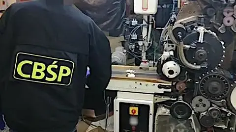 Milion papierosów na dobę. Policjanci zlikwidowali nielegalną fabrykę