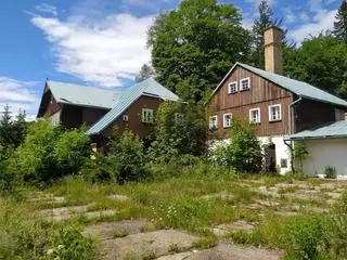 Obiekt figuruje w gminnej ewidencji zabytków