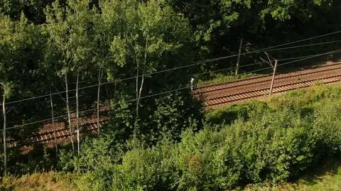 "Na sto procent jest tunel i na sto procent wjeżdżał do niego pociąg"