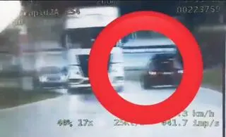 Policjanci byli świadkami niebezpiecznej sytuacji na autostradzie A4