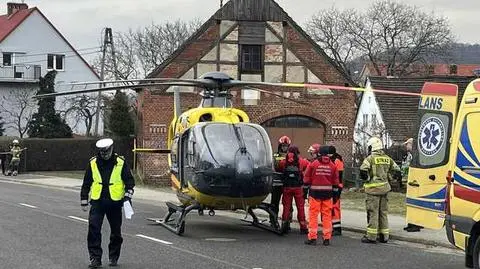 8-latka została zabrana do szpitala przez śmigłowiec