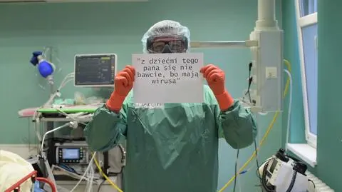 "Z dziećmi tego pana się nie bawcie, bo mają wirusa". Medycy walczą z hejtem