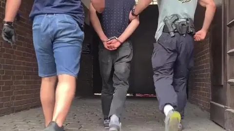 Areszt dla kierowcy przewozu na aplikację podejrzanego o zgwałcenie 26-letniej pasażerki