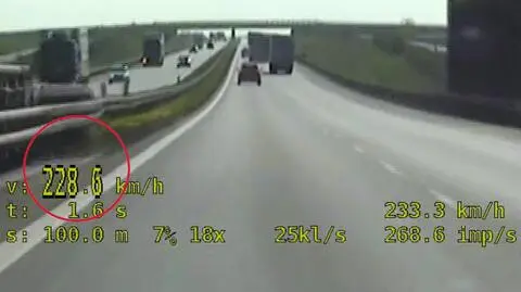 228 km/h na liczniku. "Wiedział, jak szybko jedzie, nawet nie próbował się tłumaczyć"