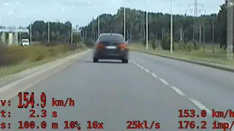 20 punktów karnych w godzinę. Kierowca dwukrotnie zatrzymany za przekroczenie prędkości