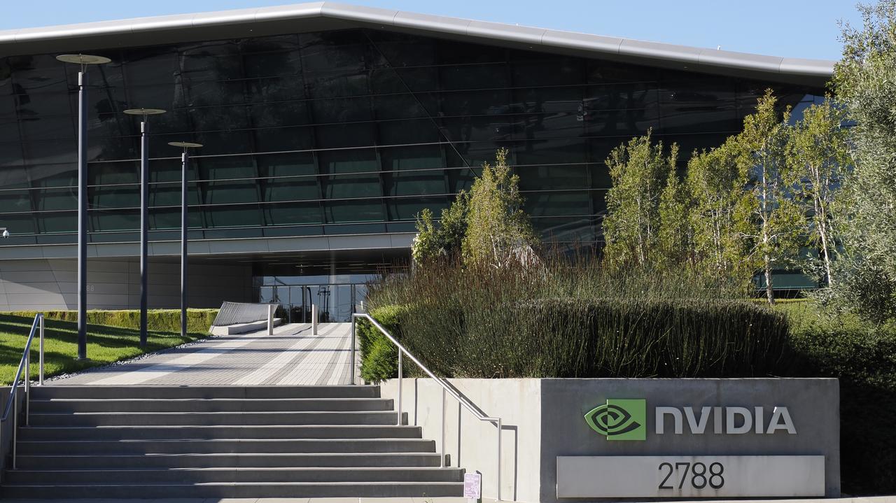 Chińscy giganci w kolejce. Zainteresowanie przewyższa moce producenta