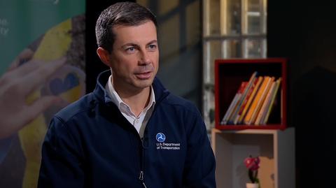 Pete Buttigieg o uchodźcach z Ukrainy