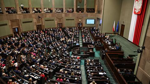 Sejm uchwalił nowelizację ustawy w sprawie dodatku dopełniającego do renty socjalnej