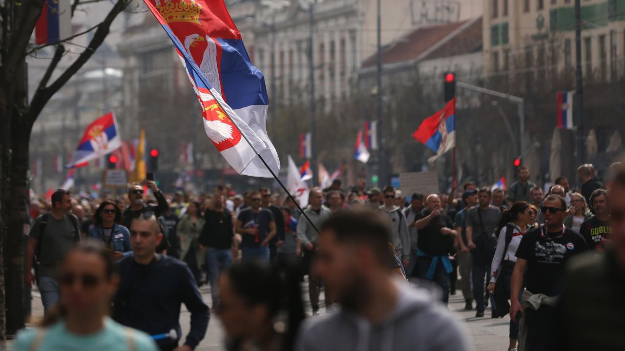 Samochód wjechał w demonstrantów. Ranni