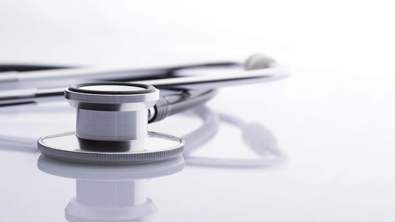 Przyjmowała pacjentów mimo sądowego zakazu. 176 zarzutów