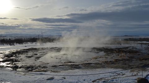 W lutym pod namioty, czyli Islandia za grosze