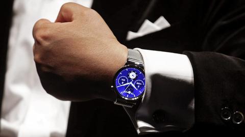 Inteligentne zegarki podbijają rynek. Czy zastąpią te tradycyjne?