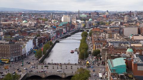 Dublin na nagraniach z kwietnia 2023 roku