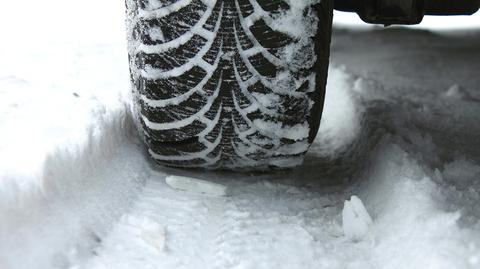 Jak przygotować auto na zimę? Hołowczyc radzi