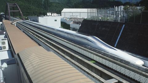 Japoński pociąg najszybszy na świecie. Pojechał 590 km/h