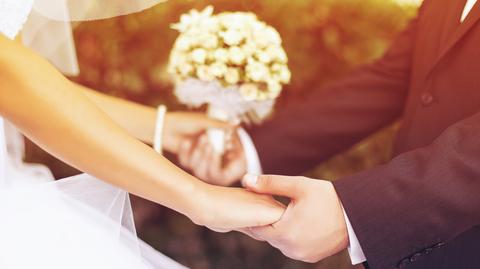 Czy warto brać ślub? Debata Młodych w TVN24 BiS
