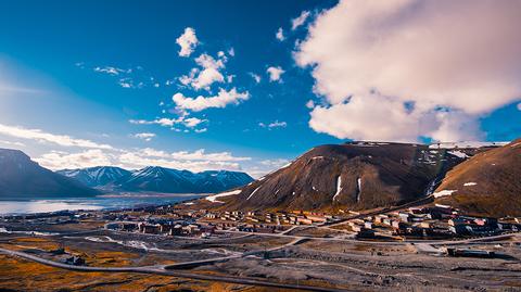 Ile kosztuje podróż do Longyearbyen?