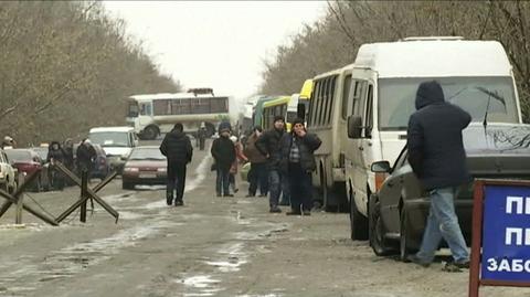 Kijów wstrzymuje ruch towarowy z Donbasem