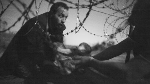 Dramat uchodźców głównym tematem na World Press Photo 2015