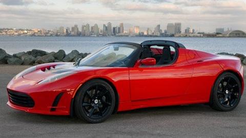 Tesla chce rewolucji w motoryzacji. Patenty na elektryczne samochody będą za darmo 