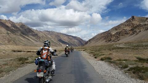 Dziewczyny na motocyklach podbiły Himalaje 