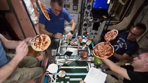 Pizza party w kosmosie. Niezwykła niespodzianka dla włoskiego astronauty 