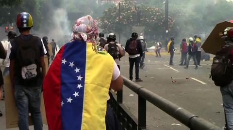 Tragiczna sytuacjia w Wenezueli trwa już ponad miesiąc. Czy widać szanse złagodzenie sytuacji?