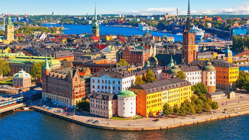 Szwecja rezygnuje z gotówki. Plastik zamiast bilonu i banknotów