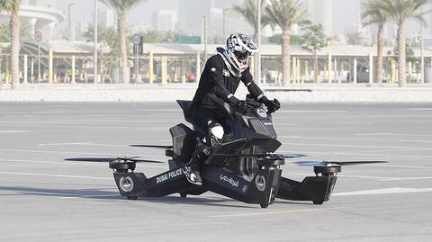 Dubajska policja testuje latający motocykl