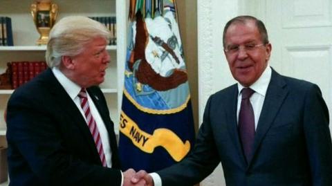 Amerykańska prasa: Trump ujawnił Rosji tajne informacje