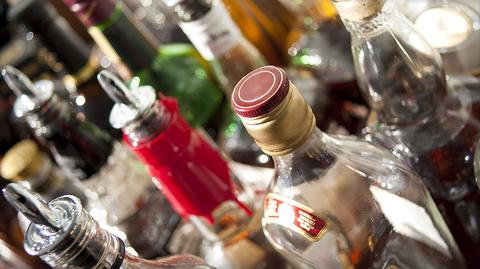Seniorzy zagrożeni alkoholizmem. Alarm brytyjskich naukowców
