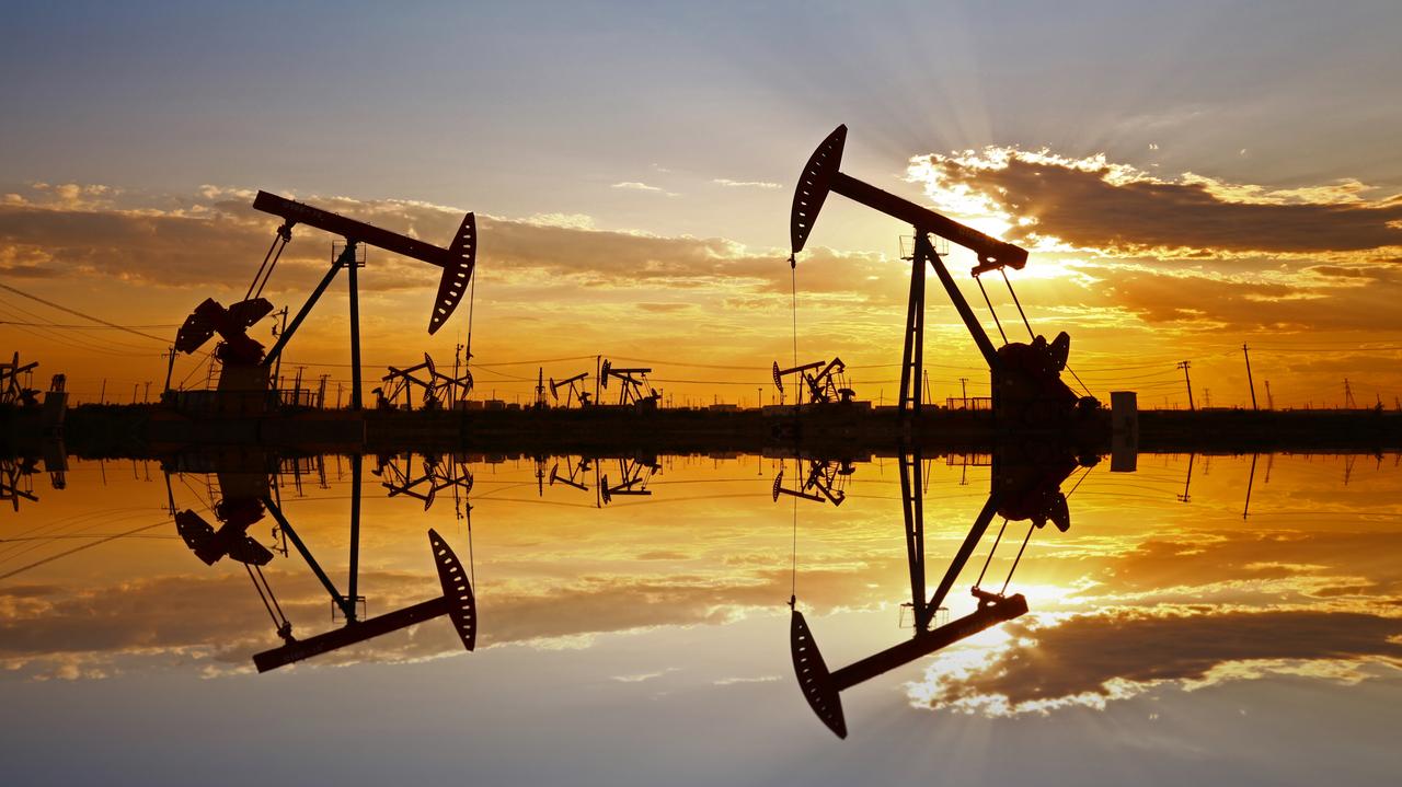 Ropa naftowa. Decyzja ministrów OPEC+, będzie więcej ropy na rynku - Vimarsana News